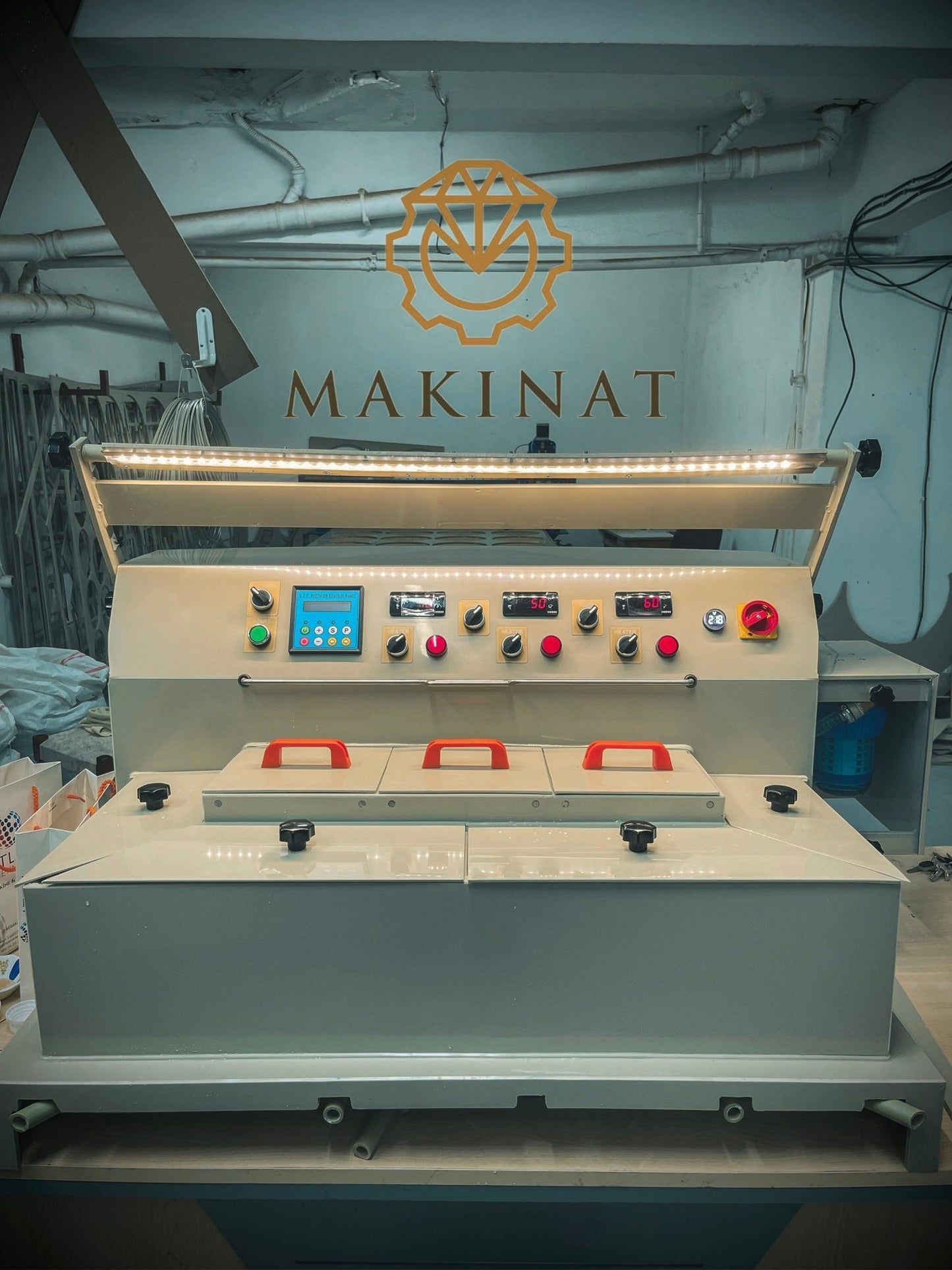 ماكينة طلاء الذهب-MAKINAT