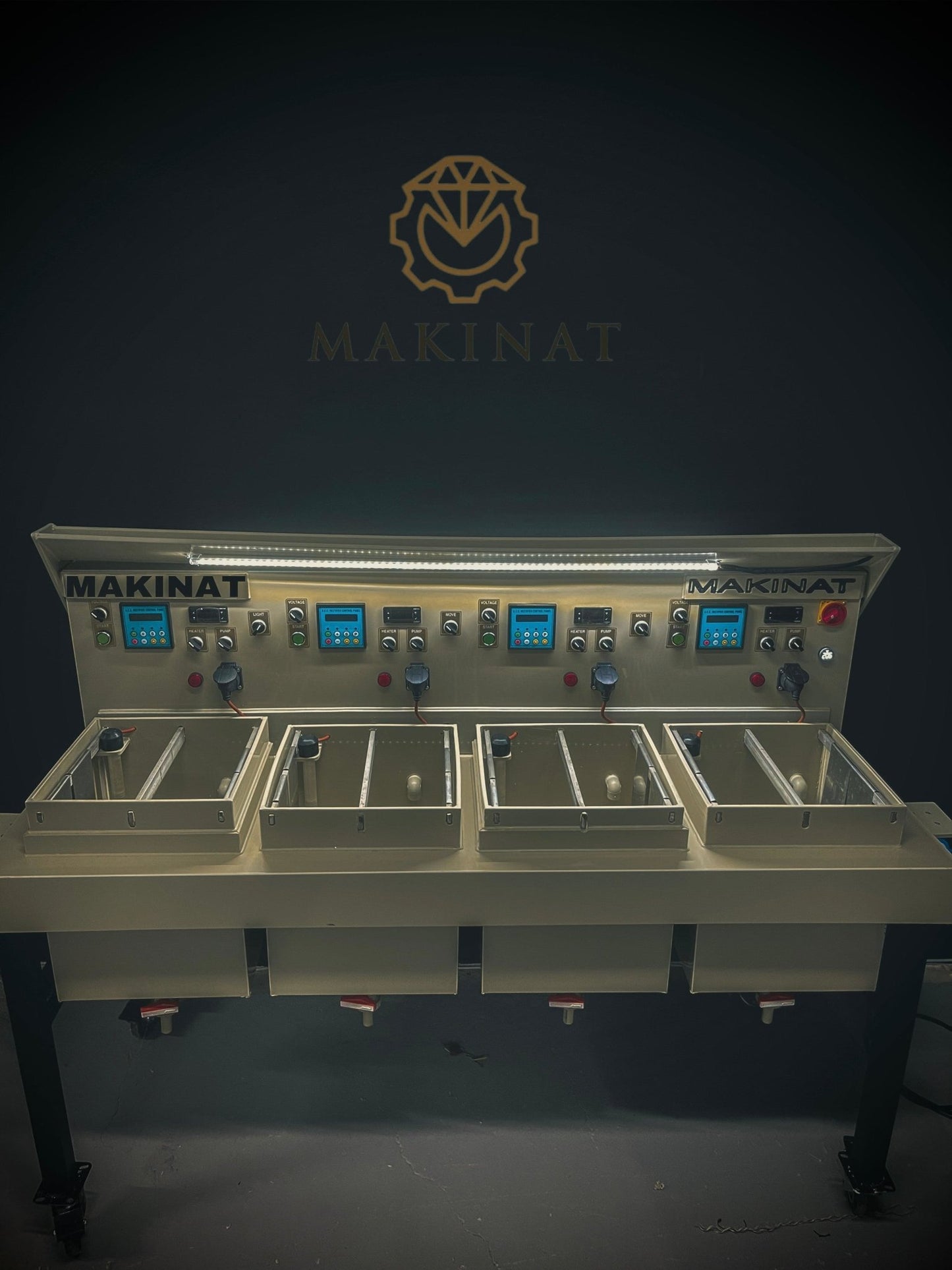 ماكينة طلاء الذهب والفضة أحجام كبيره - MAKINAT