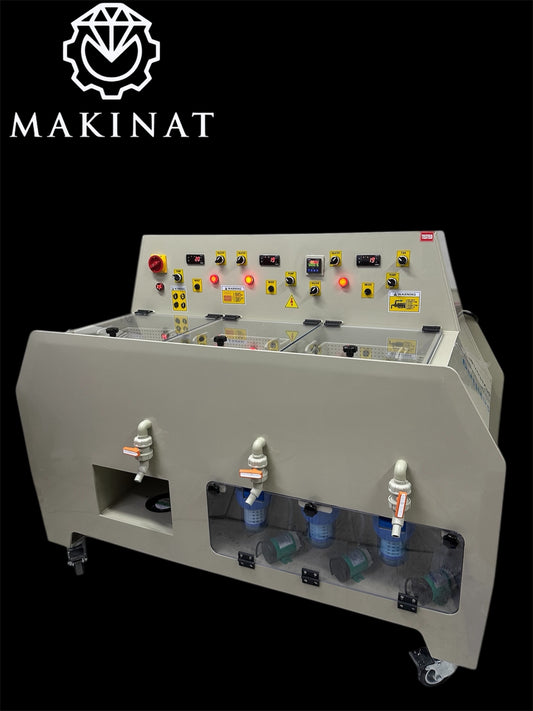 ماكينة تنظيف قوالب الشمع